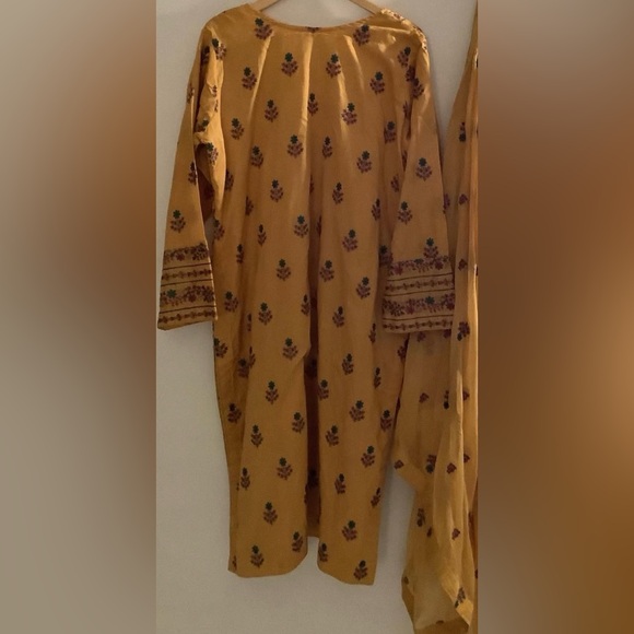 Bareeze - Picture 3 of 7